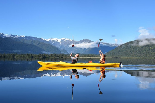 kayak tour